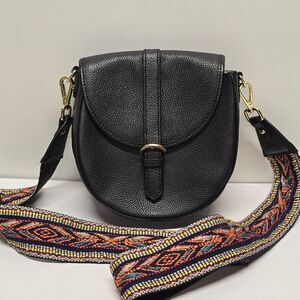 Ora Delphine Billie Guitar Strap Saddle Bag Black Pebbled Leather Crossbody